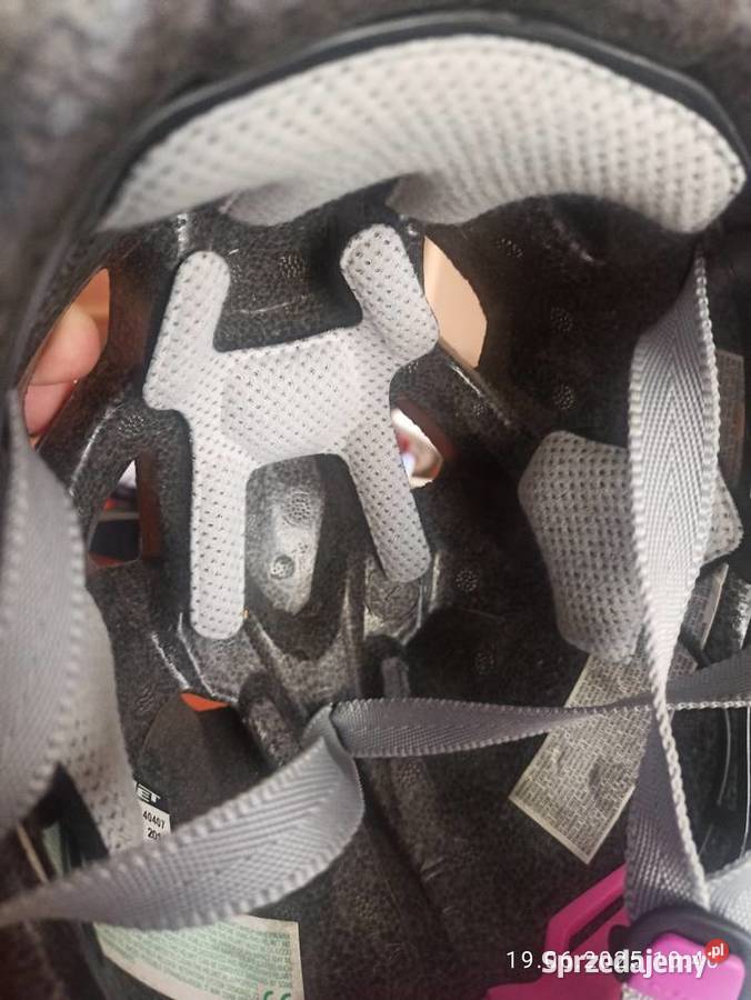 Kask rowerowy dziewczęcy Met rozmiar 4653 zachodniopomorskie sprzedam
