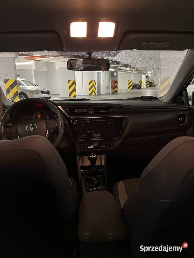 TOYOTA AURIS ACTIVE 16 Valvematic Dual VVTi 132 Warszawa