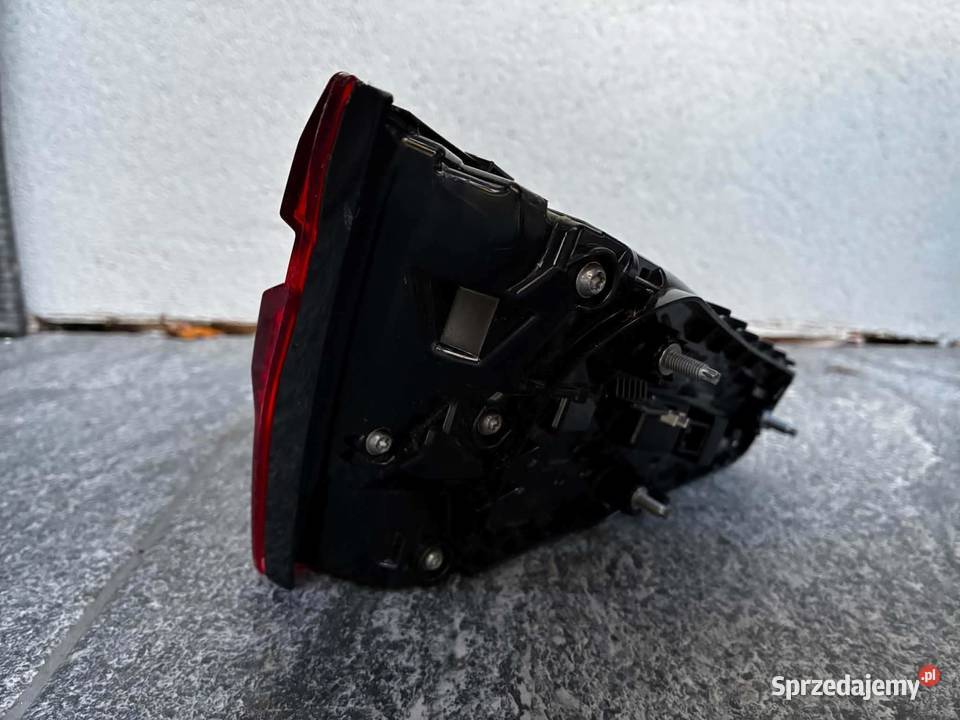 Lampa Tylna Prawa LED Audi A3 8V Sportback HELLA śląskie sprzedam