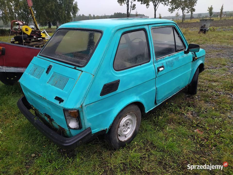 Fiat 126p Z bordową deską kupiony w polskim salonie łódzkie Aleksandrów Łódzki