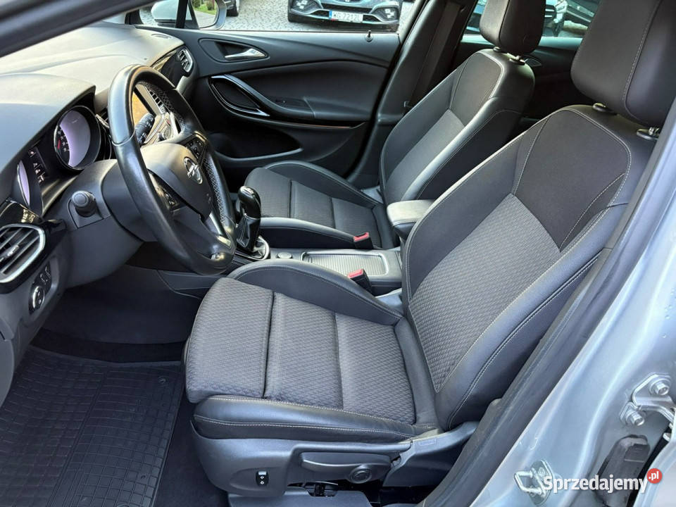 Opel Astra 14 Turbo 150 Półskóry Kamera cofania światła do jazdy dziennej Astra mazowieckie Lipówki