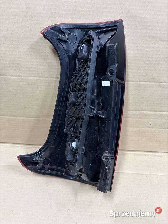 LAMPA PRAWA TYŁ TYLNA FIAT PANDA 3 III 12 EUROPA prawe Lampy tylne Drezdenko