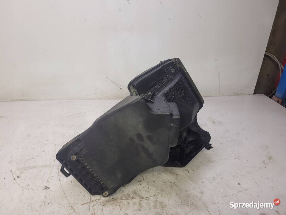 OBUDOWA FILTRA POWIETRZA AUDI A4 A5 Q5 Przystajń
