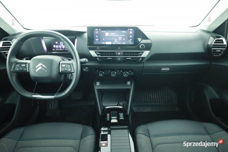 Citroen C4 12 PureTech światła przeciwmgielne