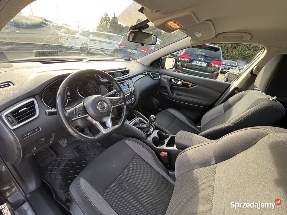 Nissan Qashqai Gwarancja welurowa tapicerka Qashqai Paniówki sprzedam