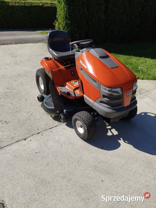 Traktorek Husqvarna YTH2348
