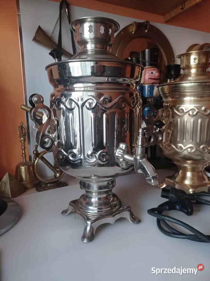 Piękny samowar elektryczny