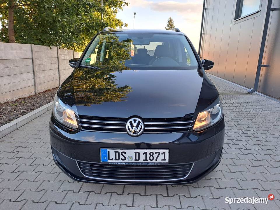 Vw Touran 7osobowy Nowy model benzyna z Niemiec Touran Pleszówka sprzedam