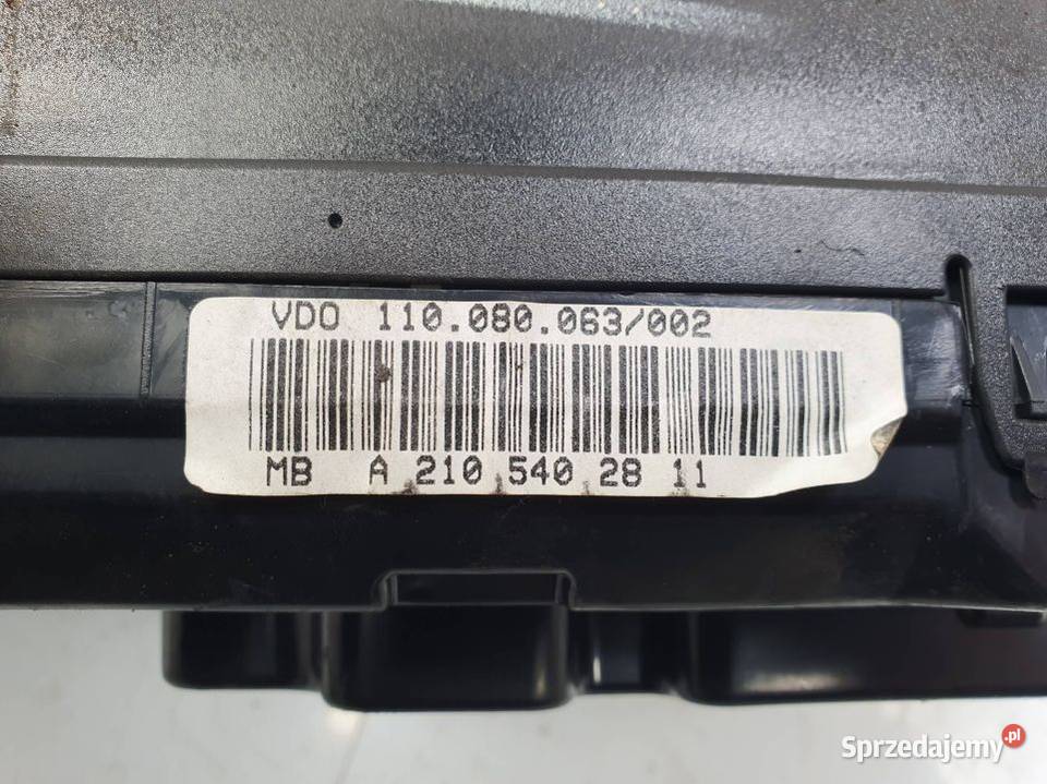 LICZNIK ZEGAR MERCEDES W210 A2105402811 kujawsko-pomorskie Lipno sprzedam