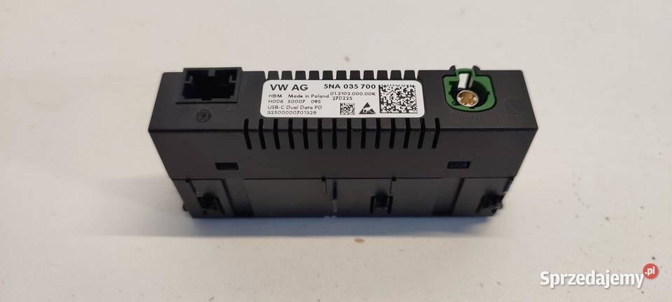 VW TAYRON PORT GNIAZDO USB 5NA035700 Motoryzacja