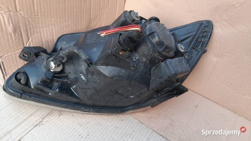 lampa prawa lewa hyundai getz Dębno