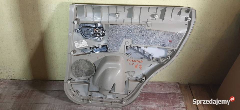 Boczek tapicerka drzwi Mitsubishi Outlander Lewy Włoszczowa sprzedam