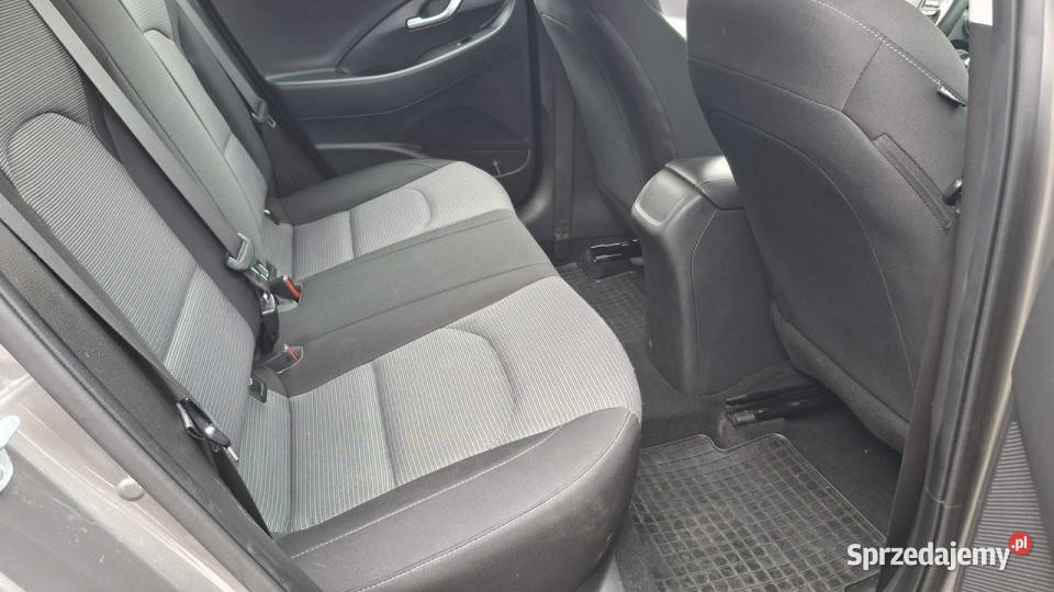 Hyundai i30 silnik 14 100 KrajowySerwis III 2017 elektryczne lusterka Ostrołęka sprzedam