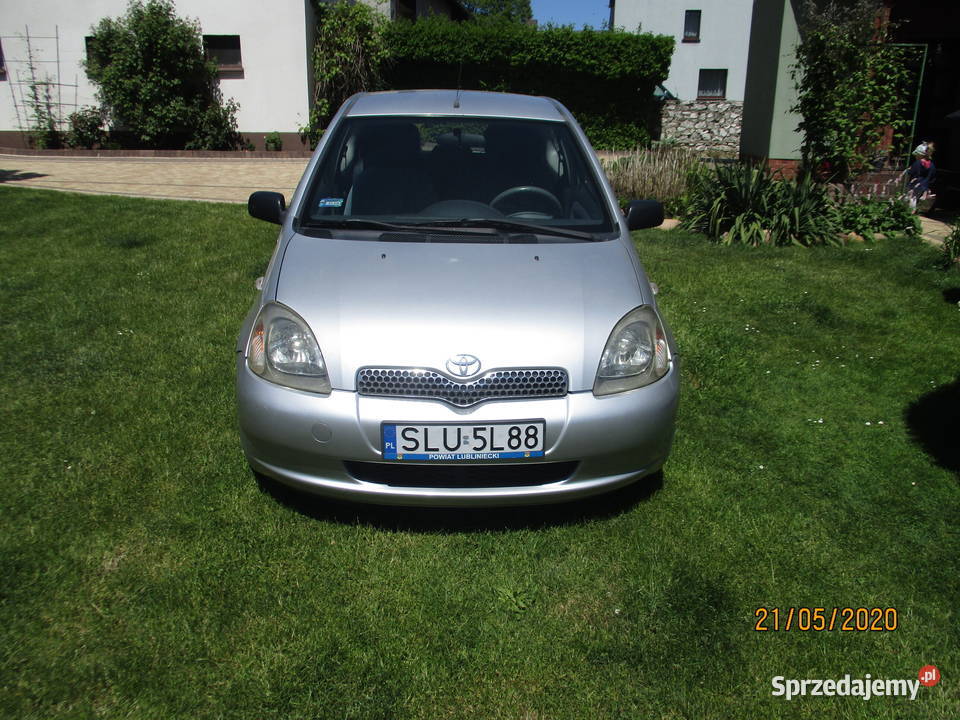 Toyota Yaris 2000 10 klimatyzacja światła przeciwmgielne Lubsza