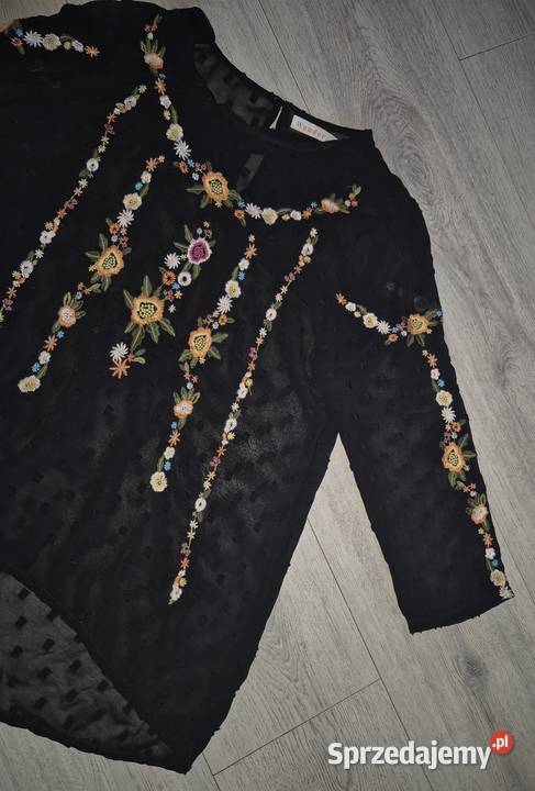 Bluzka damska czerń haft kwiaty SM sprzedam