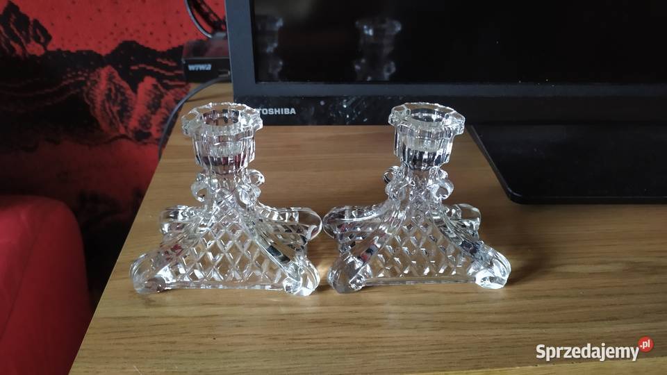 Kryształowe swieczniki Gołowierzchy