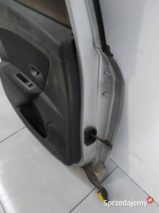 DRZWI LEWE TYŁ KOMBI TED69 Renault Megane III