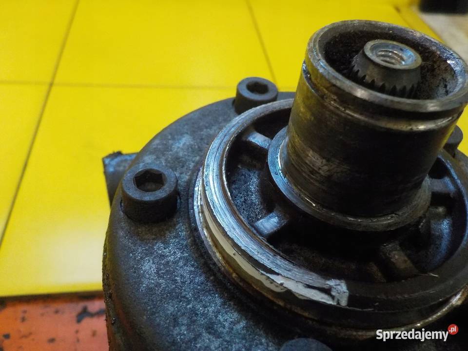 HYUNDAI COUPE 20 B 16V CVVT 07r 143 G4GC osobowe Suków