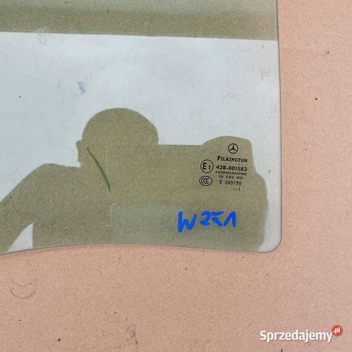 MERCEDES RKLASA W251 SZYBA DRZWI PRAWY TYŁ lubuskie Trzciel