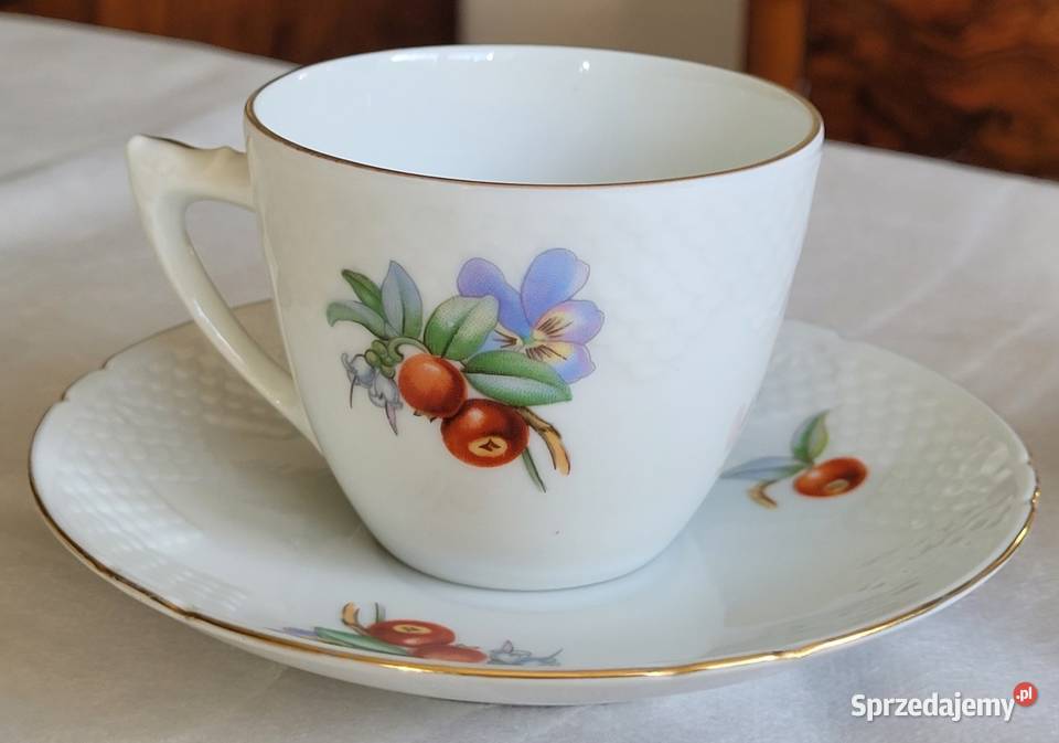 Bing Grondahl Kopenhaga filiżanka dekor Żurawina Kraków