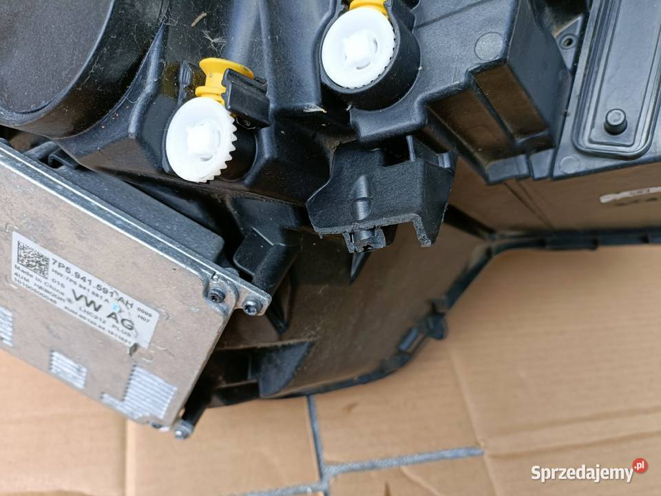 LAMPA PRZÓD PRZEDNIA LEWA SKODA KAROQ 1722 FULL osobowe lubuskie Drezdenko