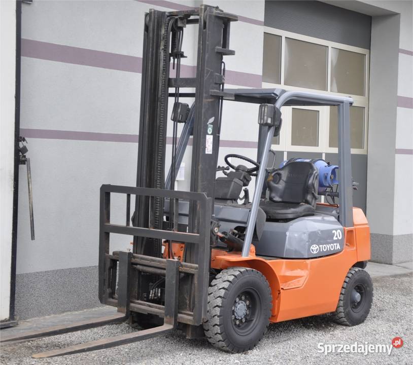 Wózek widłowy Toyota 7FG20 2T Manual Pompowane Sandomierz