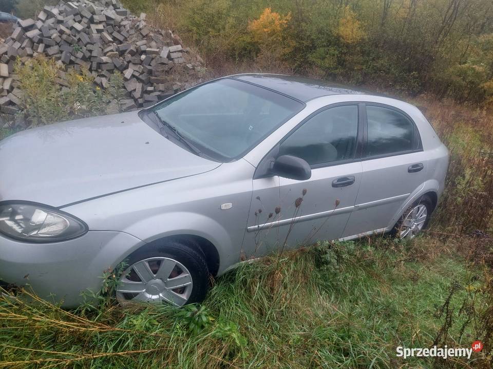 Lacetti 16 Benz gaz 2007r 170 szary Marki