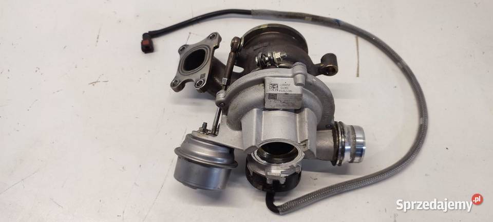 VOLVO XC40 TURBINA TURBOSPĘŻARKA HYBRID 32257071 osobowe