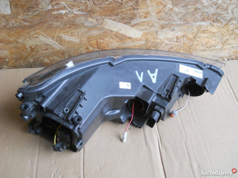 AUDI A1 LAMPA LEWA PRZEDNIA Lewe