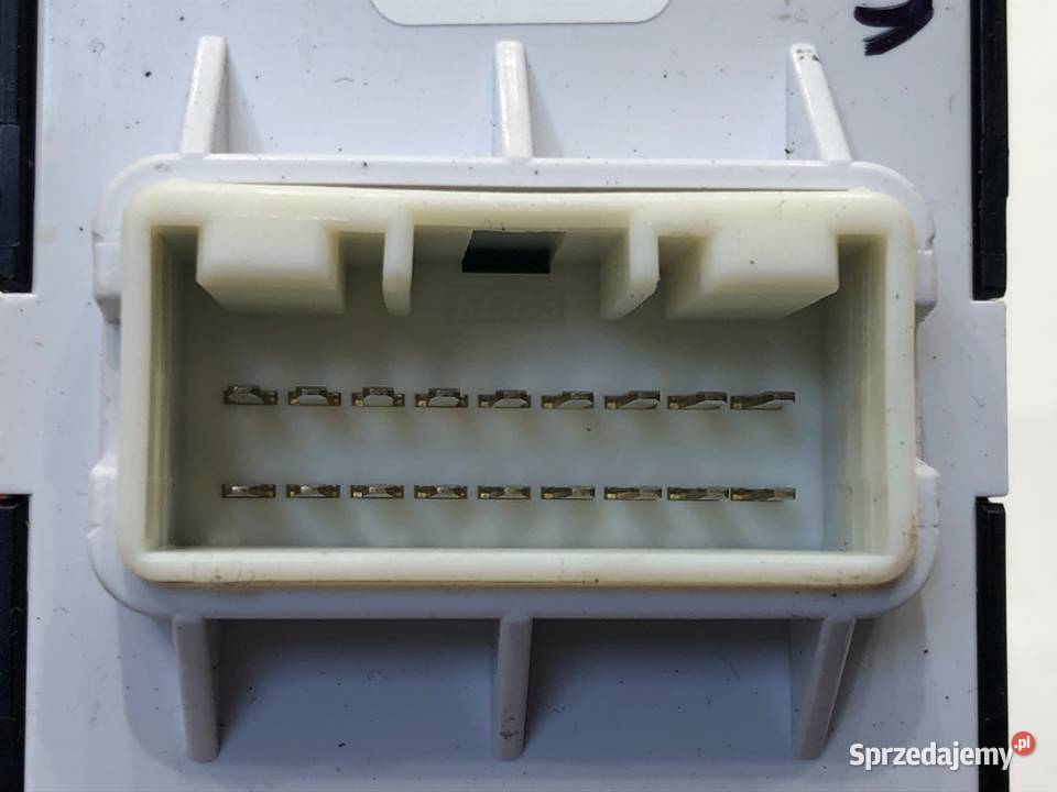 PRZEŁĄCZNIK SZYB KIA CEED 93570J7100 Kombi osobowe