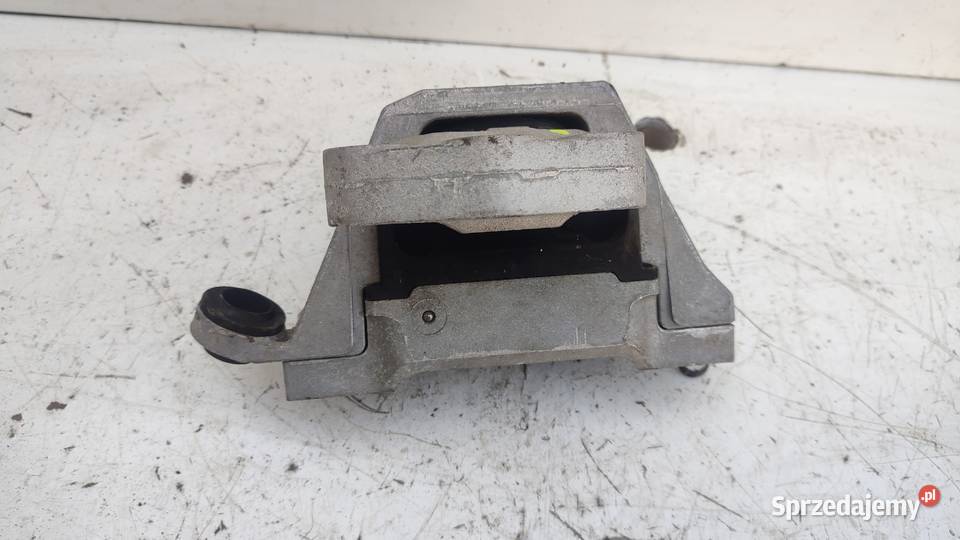 31PODUSZKA SILNIKA 13227712 OPEL INSIGNIA A 0814 świętokrzyskie Włoszczowa