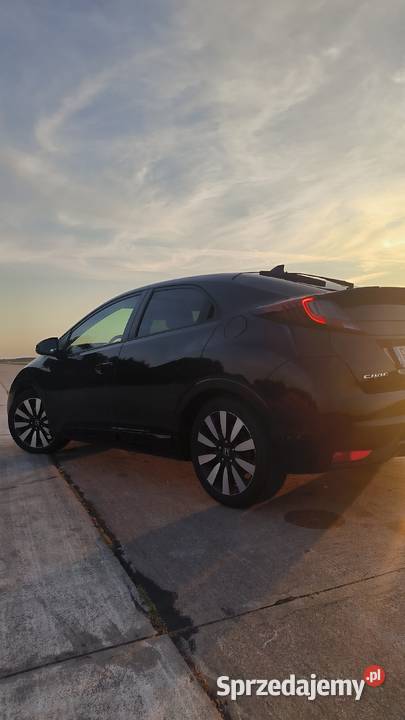 Honda Civic IX 2016 Piła sprzedam