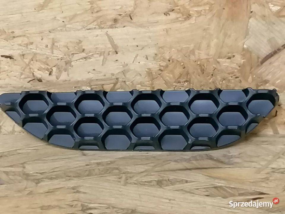 JEEP GRAND CHEROKEE SRT8 KRATKA ZDERZAK LEWY TYŁ