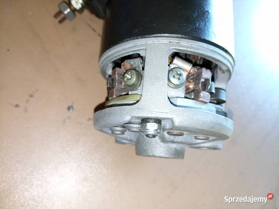 Fiat 126p Maluch rozrusznik na linkę podkarpackie