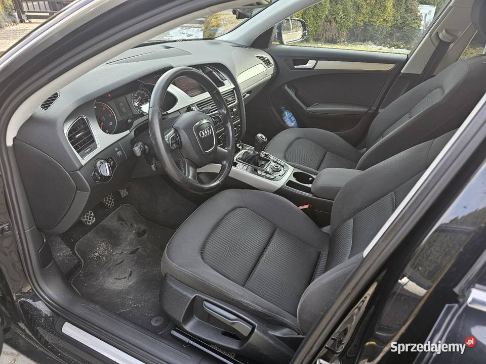 Audi a4 b8 2010r 204 000 manualna Zamość