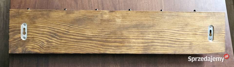 Wieszak na ubrania ścienny na ścianę 60cm Suchedniów