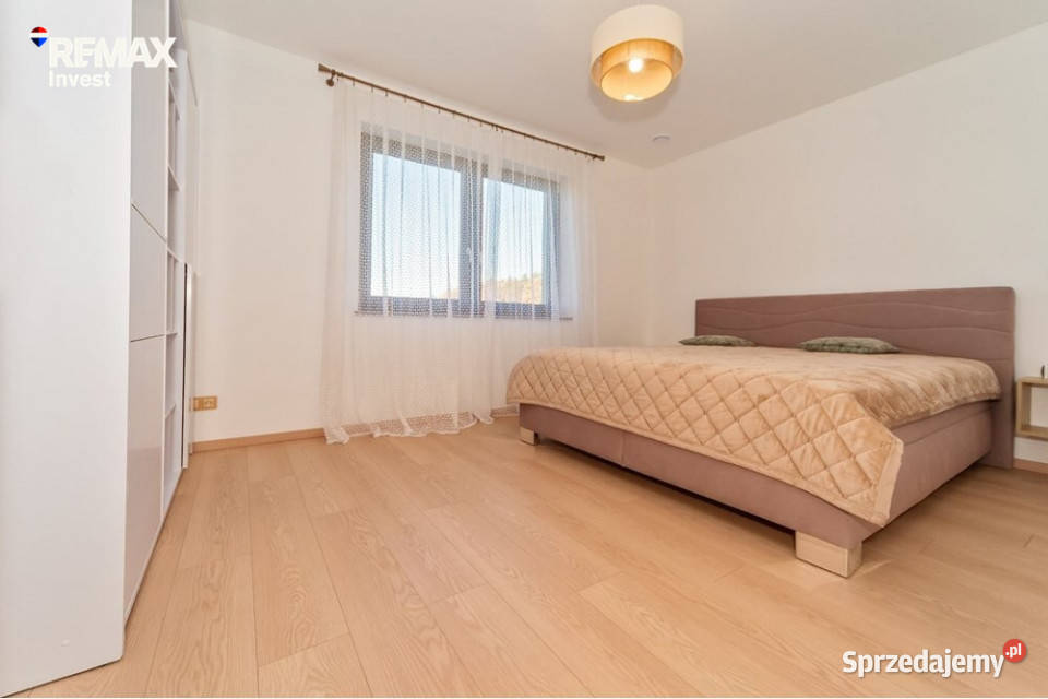 Parterowy przestronny dom Dębowiec