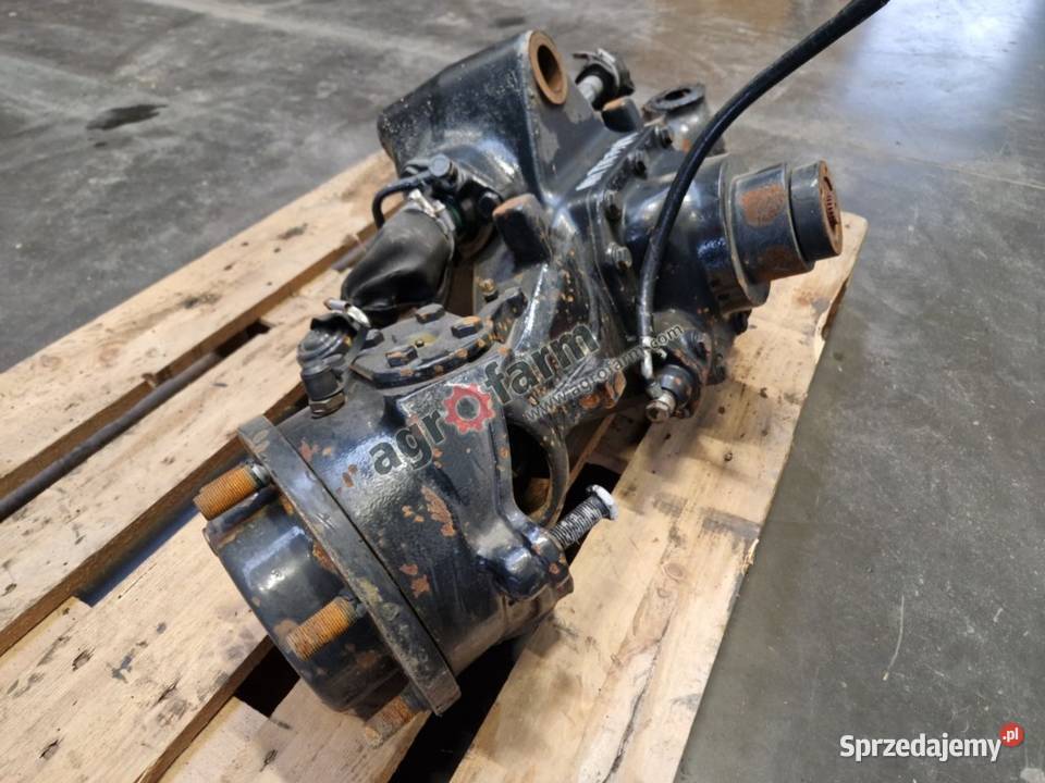 Przedni most Holland TN75VA 11910 Części i osprzęt rolniczy