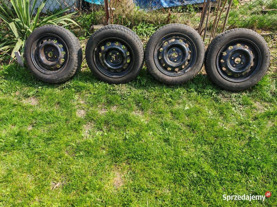 Felgi stalowe R 14 z oponami Samochodowe Dębica