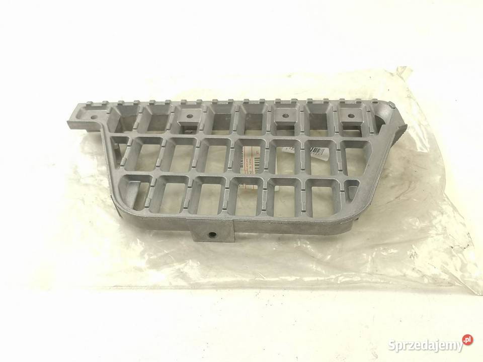 STOPIEŃ KABINY ISUZU NKRNPR NOWY ORYGINAŁ osobowe