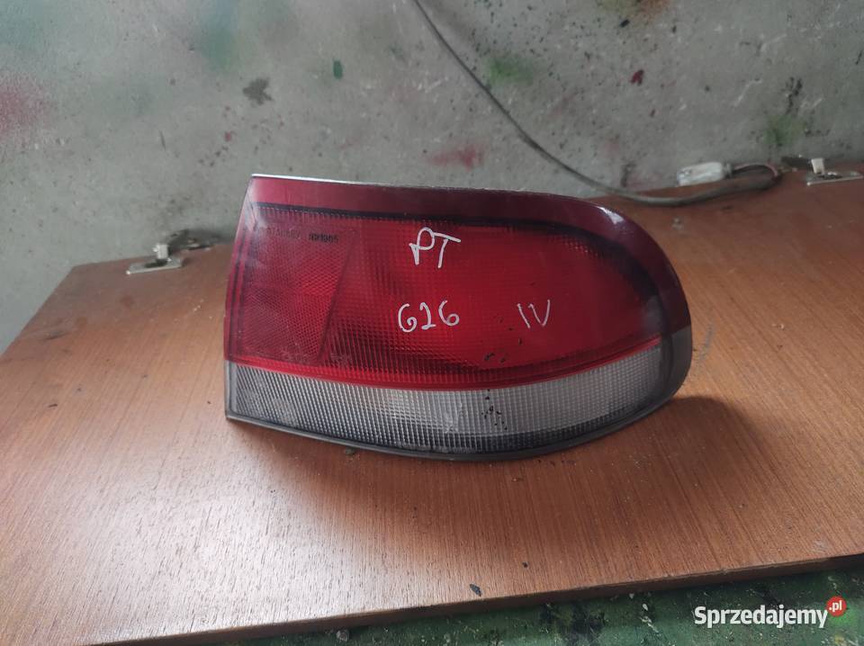 MAZDA 626 IV lampa tyl prawa lewa Kielce