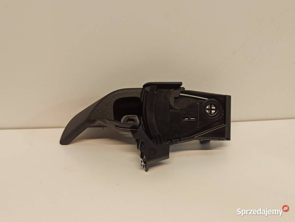 VOLVO V60 II OSŁONA ZAŚLEPKA LEWY TYŁ 31479265