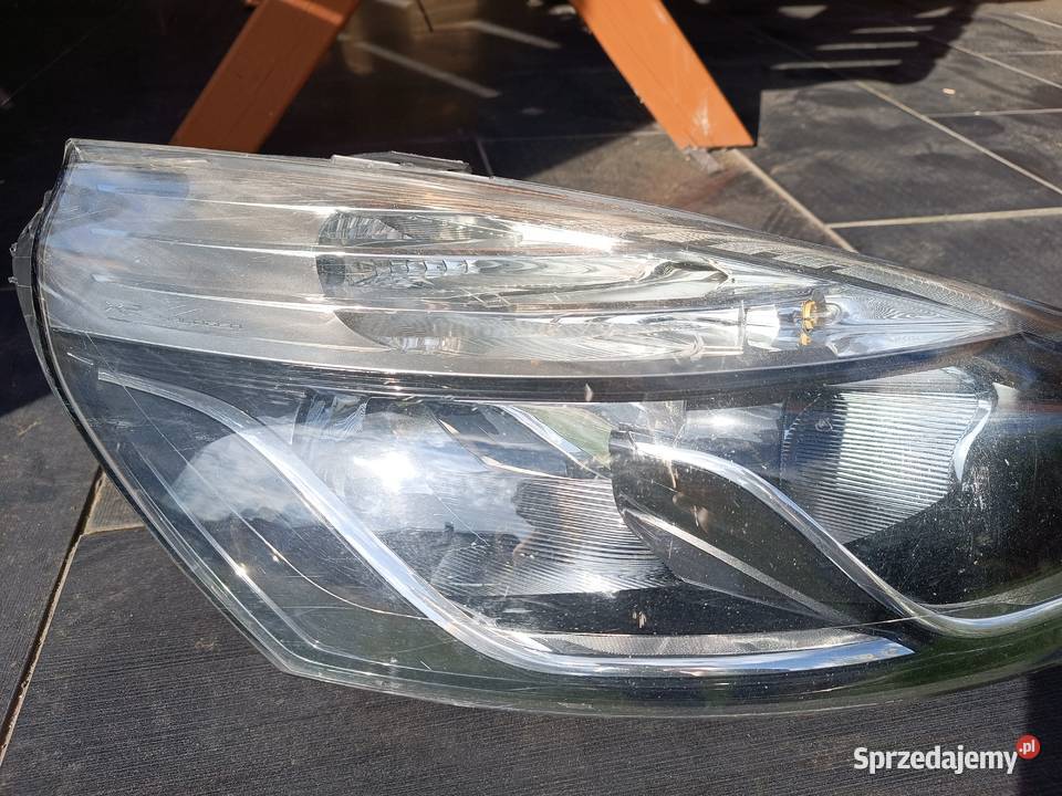 Lampa Przednia Prawa Renault Clio IV 260102796R Turek