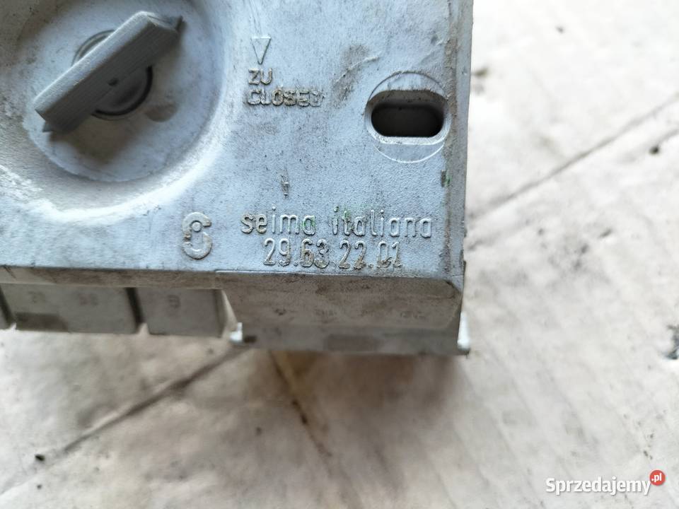 AUDI 80 B3 80B3 WKŁAD LAMPY TYŁ TYLNEJ PRAWEJ Z Pozostałe lubelskie
