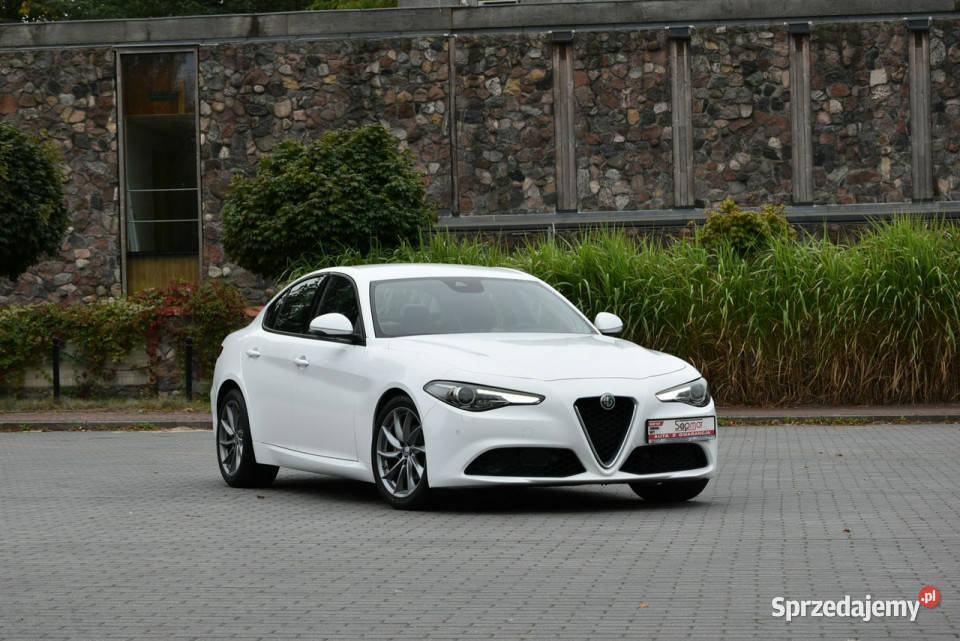 Alfa Romeo Giulia 22d Manual 2018r NOWA 31tkm mazowieckie Kampinos
