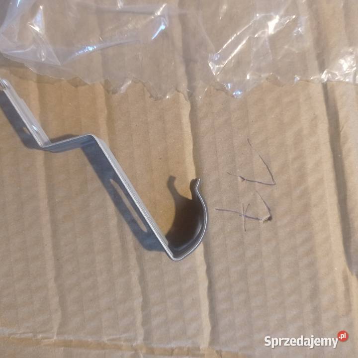 Klamra uchwyt gąsiora do dachówki Materiały budowlane zachodniopomorskie Kamień Pomorski sprzedam