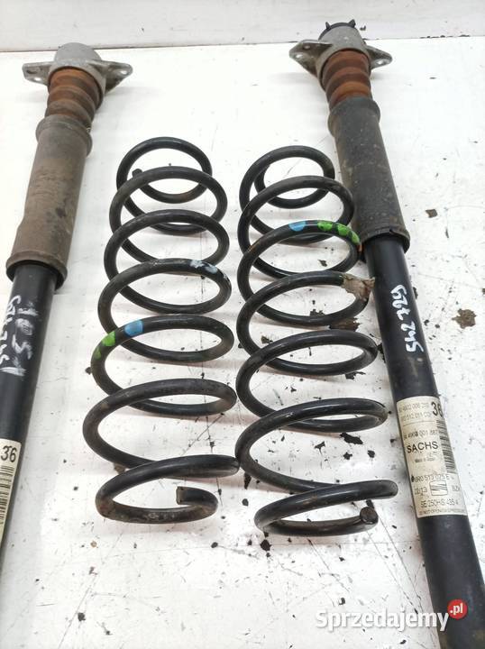 AMORTYZATOR PRAWY LEWY TYŁ SPRĘŻYNY KPL 6J Rok produkcji 2013