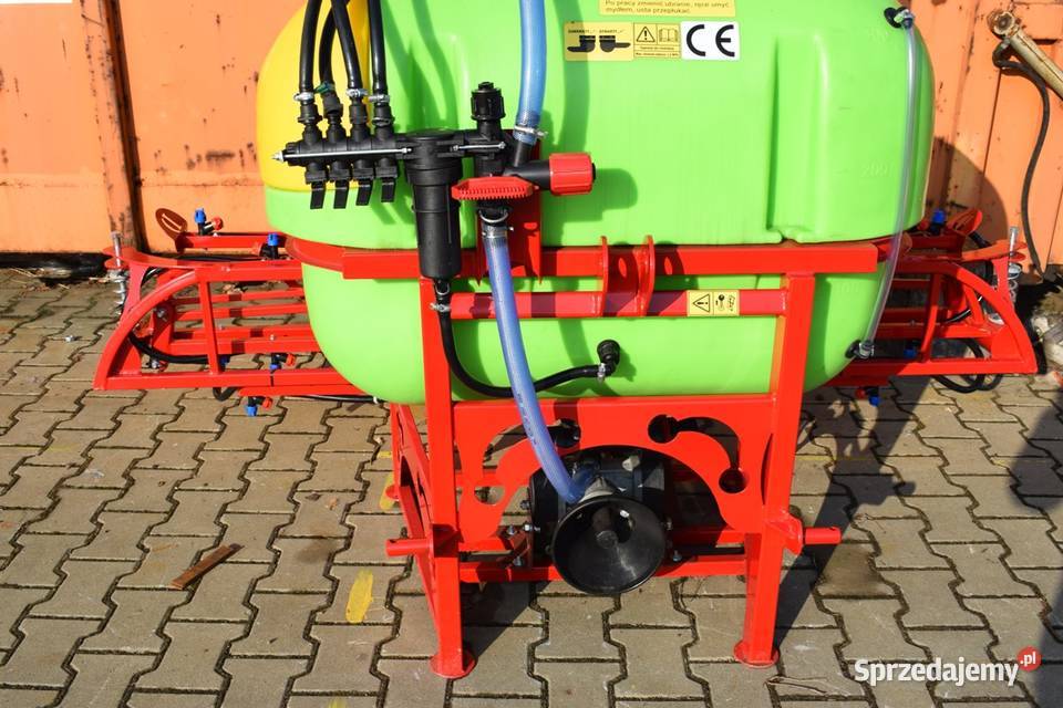 Opryskiwacz 300 litrów SOKÓŁ lanca 10m głowice