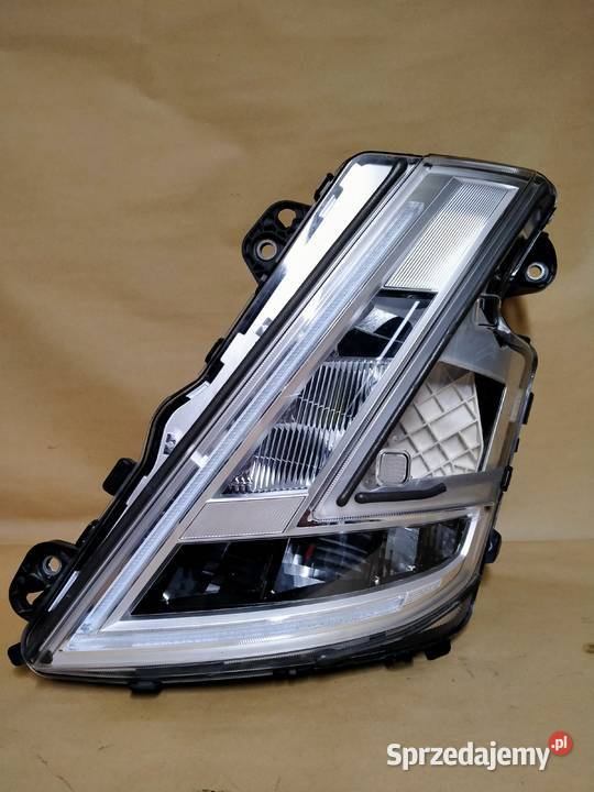 VOLVO FH5 LAMPA LEWA FULL LED 23752680 CAŁA NIE Kargowa sprzedam