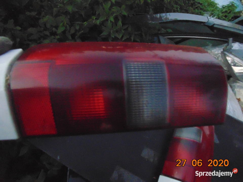 Lampa tylna dolna prawa lewa Volvo V70 I 850 Kraków